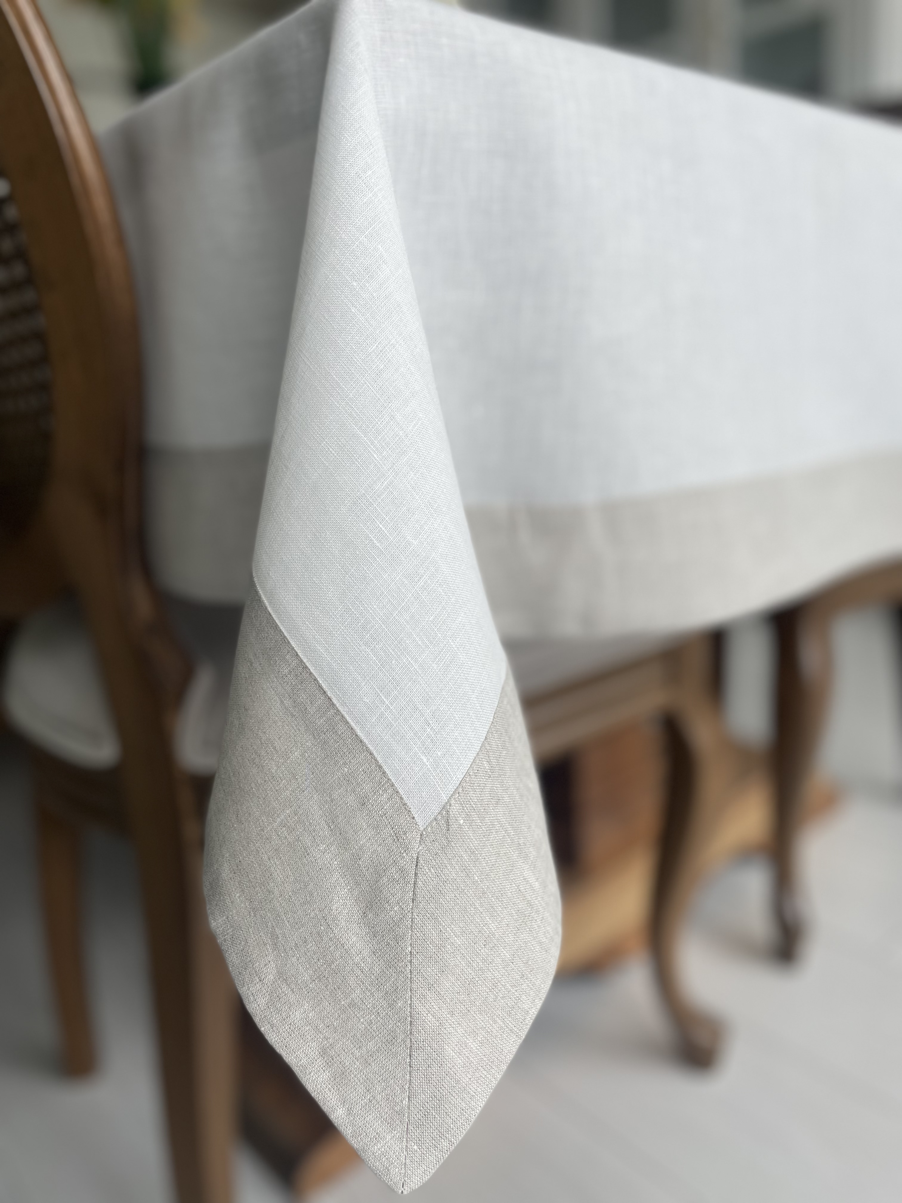 Noble Serisi Bej Masa Örtüsü